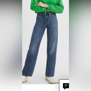 Levi High Waisted Straight jeans